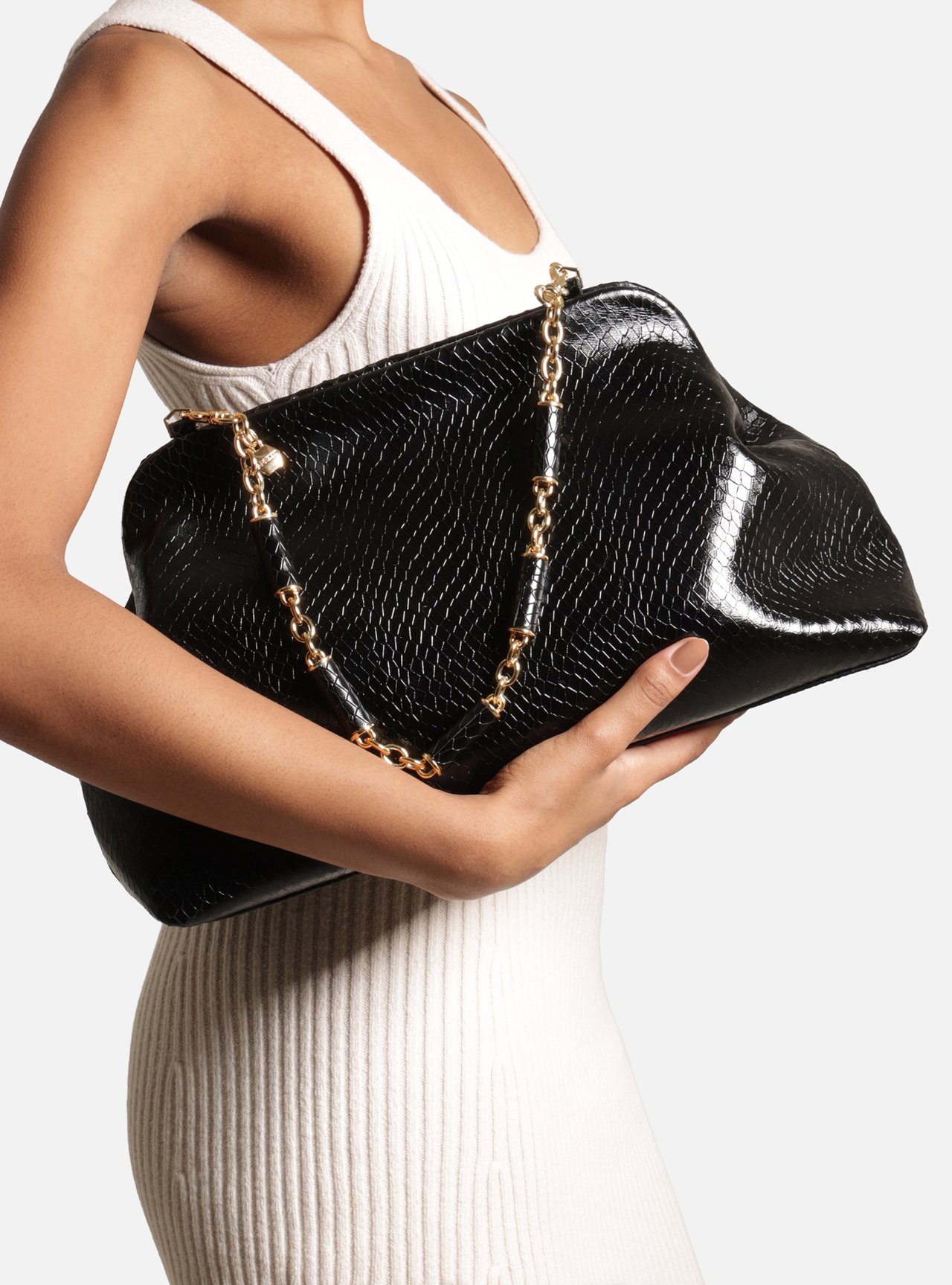 Bolsa Clutch Preta Couro Média Snake Corrente — foto 7