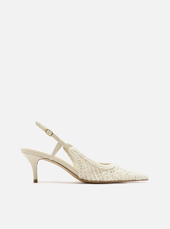 Scarpin Off White Bordado Salto Kitten Slingback