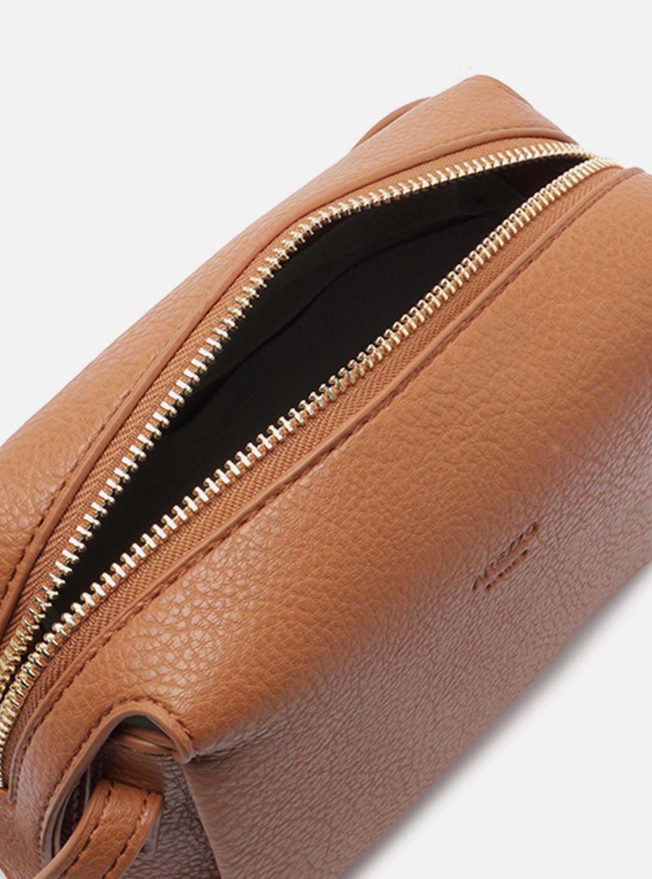 Bolsa Tiracolo Marrom Pequena Metais — foto 4
