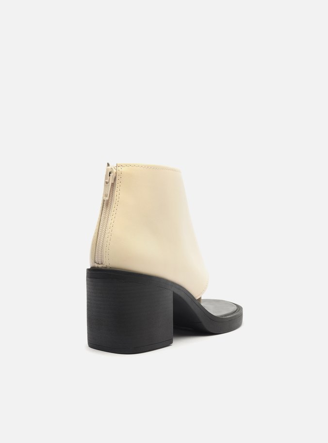 Sandal Boot Branca Couro Salto Bloco Preta