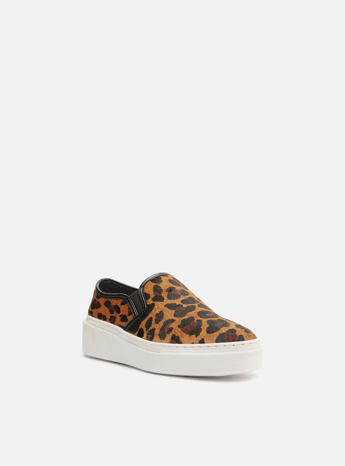 Tênis Slip On Animal Print Sola Alta Básico