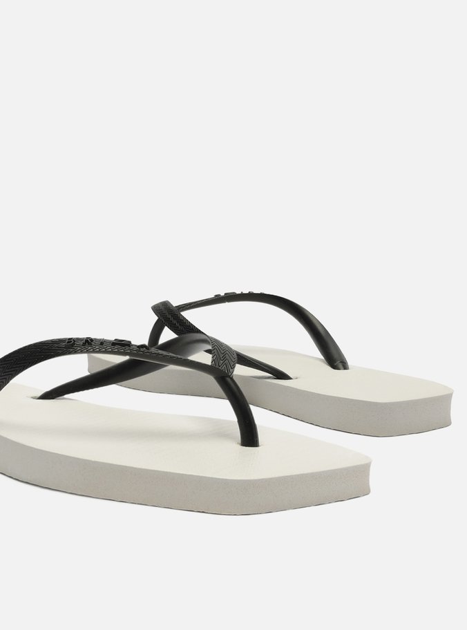 Chinelo de Dedo Multineutro Square Tiras Pretas