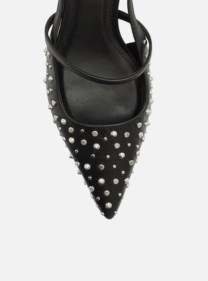 Scarpin Preto Couro Salto Kitten Slingback Tachas