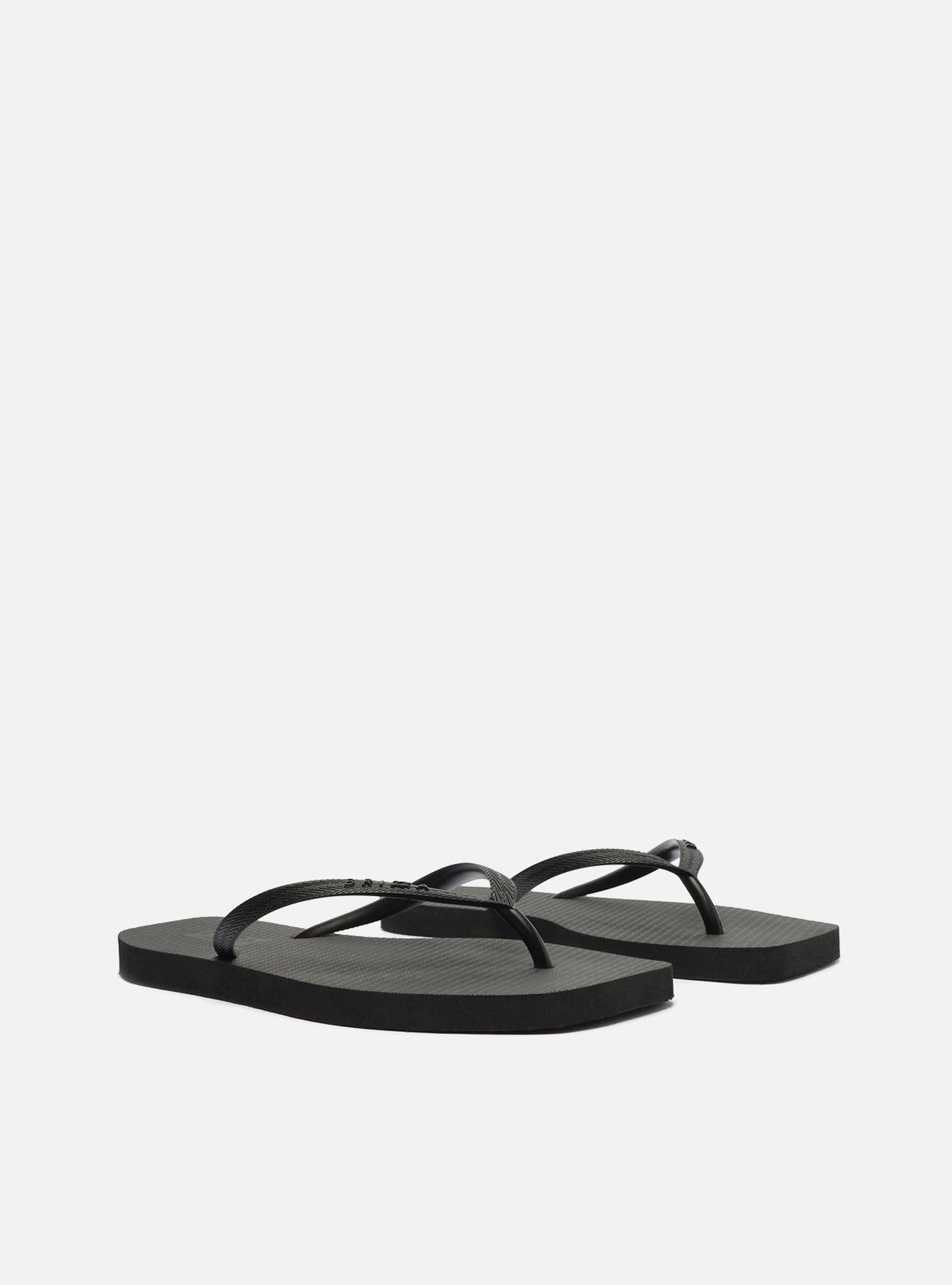 Chinelo de Dedo Preto Básico Square Brizza — foto 4