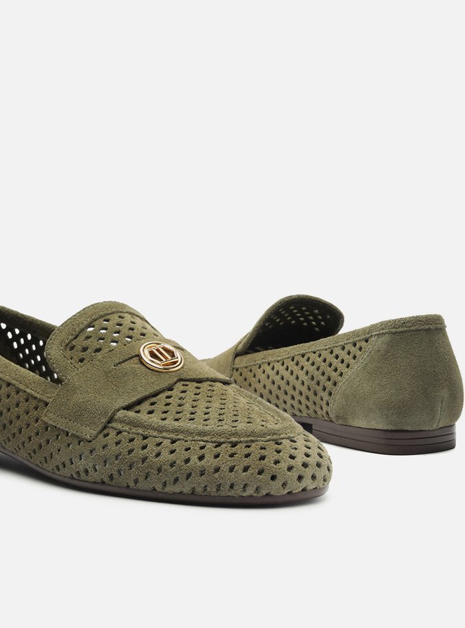 Mocassim Verde Suede Bico Redondo Vazado Metal