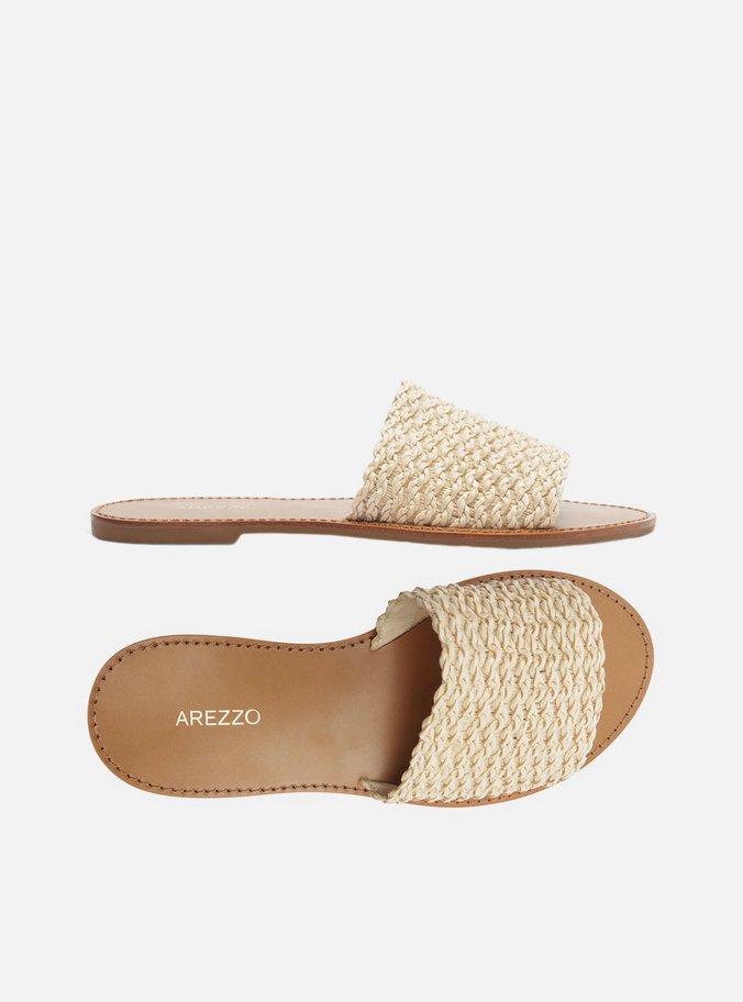 Sandália Off-White Trançada Salto Rasteiro