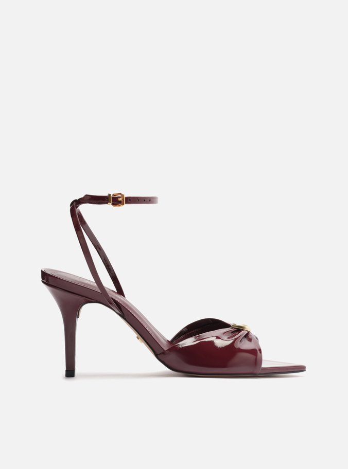 Sandália Vermelha Verniz Bico Folha Metal