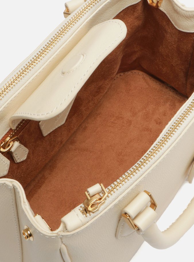 Tote Off-White Couro Média Bag Charm Metal