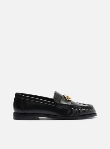 Mocassim Preto Couro Franzido Tira Metal