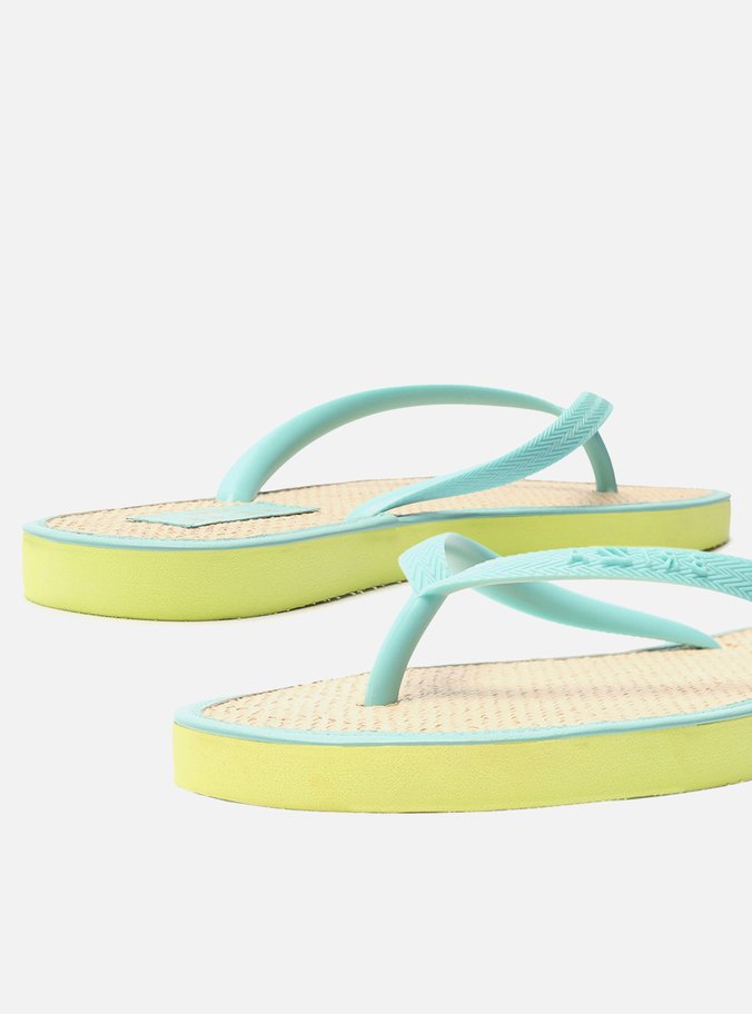 Chinelo de Dedo Azul Bico Redondo Essential Brizza