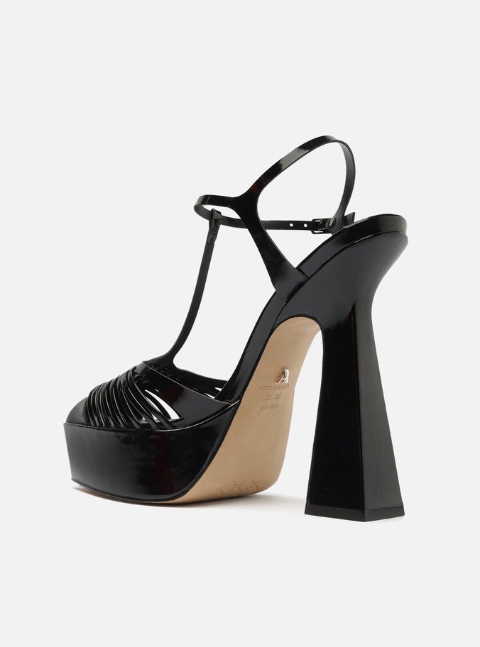Scarpin Preto Verniz Meia Pata Bico Fino Paloma