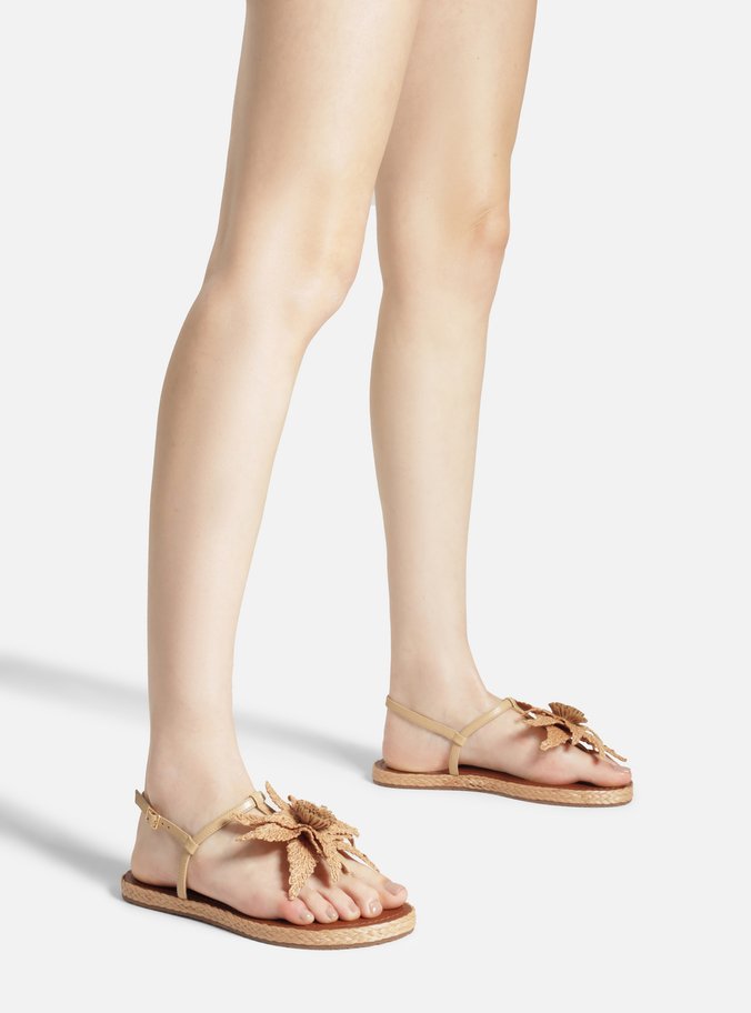 Sandália Rasteira Bege Couro Tiras Slim Flor