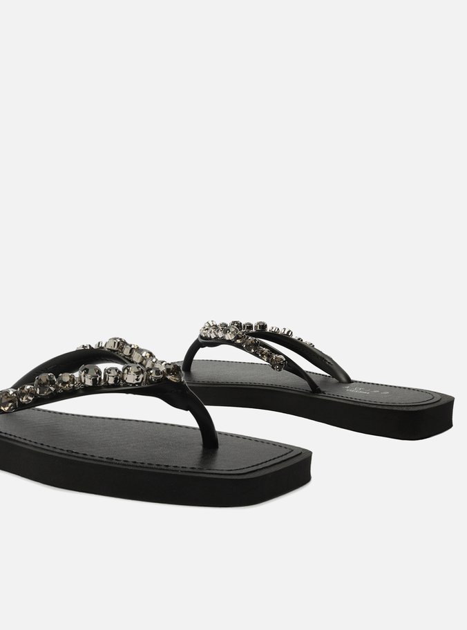 Chinelo de Dedo Preto Square Aplicações