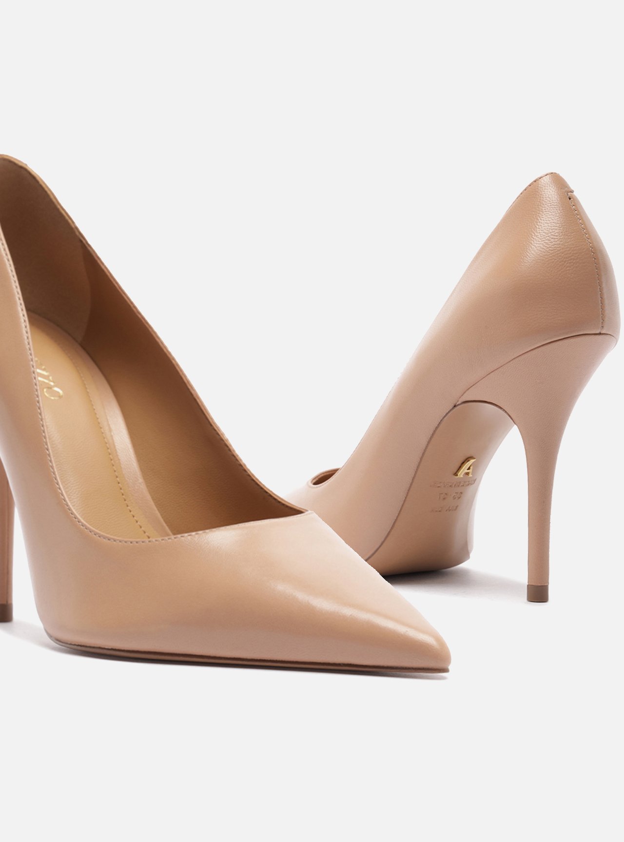 Scarpin Nude Couro Salto Fino Essencial 100 — foto 4