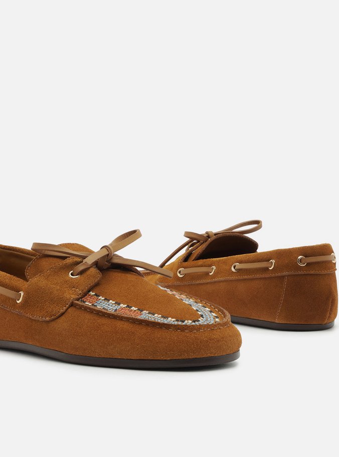 Mocassim Marrom Suede Bordado Retrô