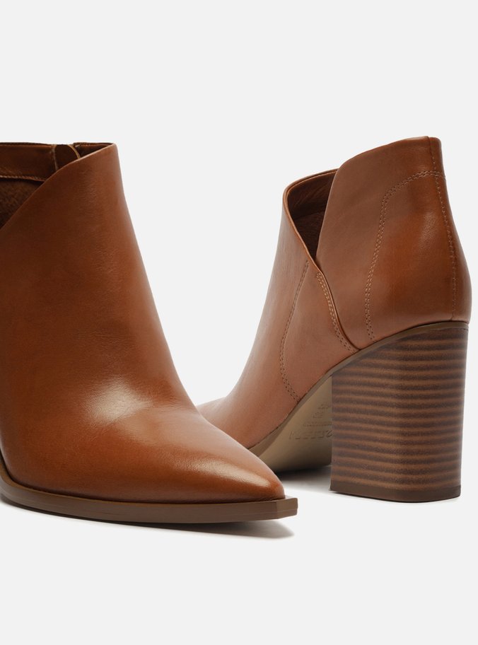 Bota Marrom Couro Cano Curto Salto Alto Bloco