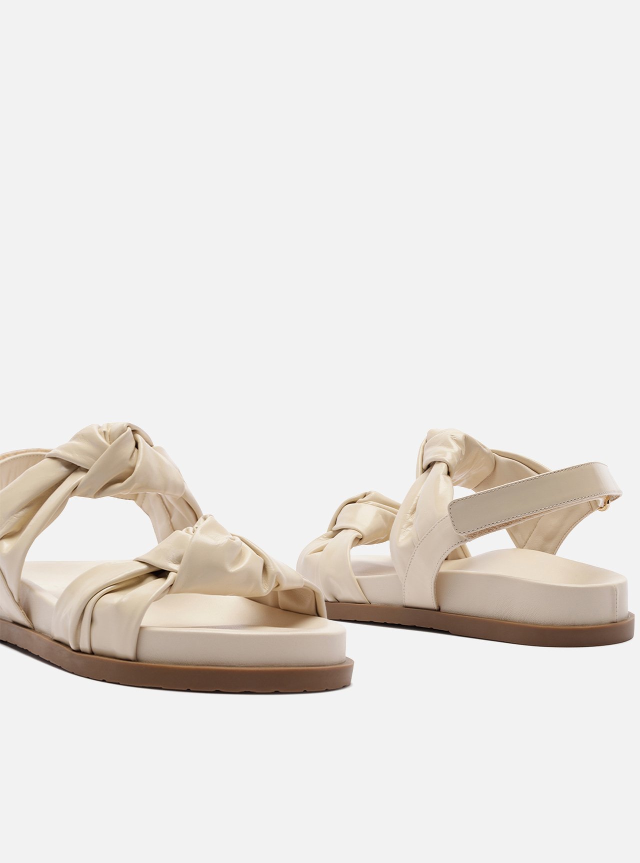 Sandália Papete Off White Couro Nós Velcro — foto 4