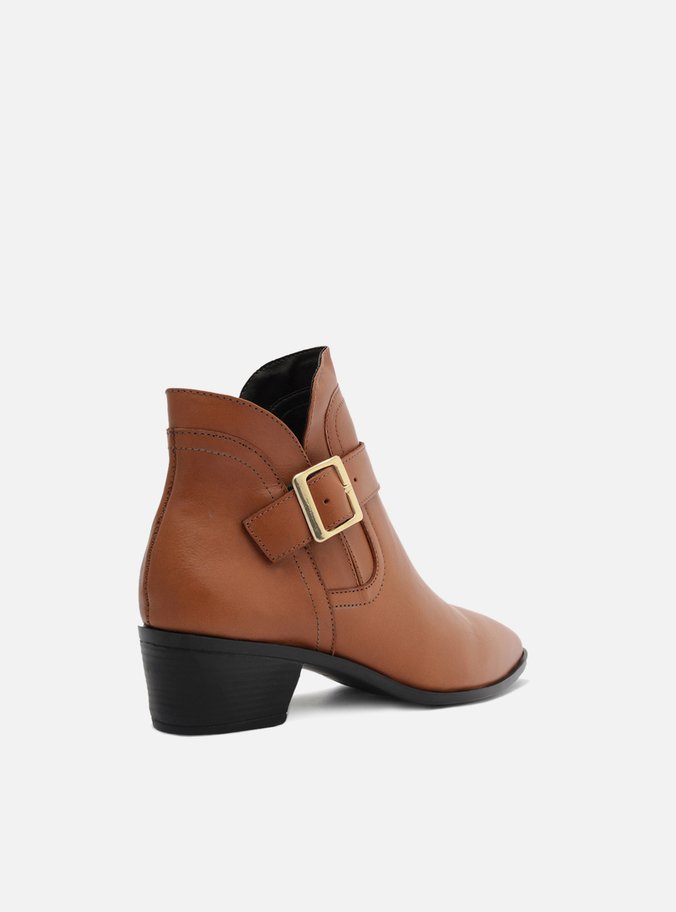 Bota Marrom Couro Cano Curto Bico Fino Fivela
