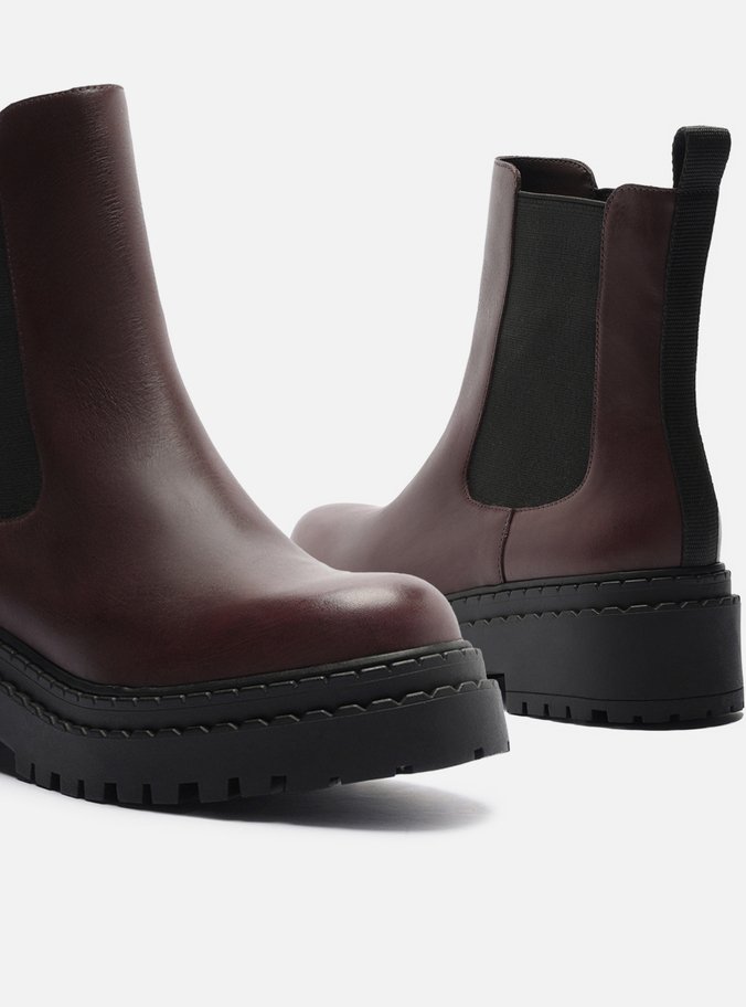 Bota Marrom Couro Cano Curto Tratorada Elástico