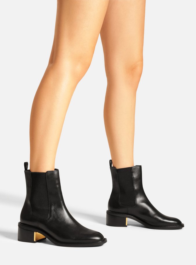 Bota Preta Couro Cano Curto Elástico Metal