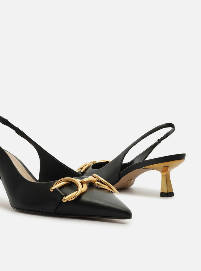 Scarpin Preto Couro Bico Fino Slingback Bridão