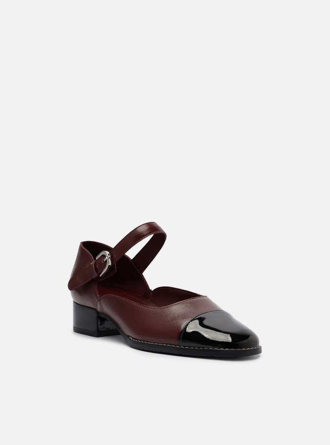 Sapato Boneca Vermelho Couro Bloco Cap Toe