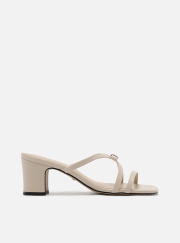 Sandália Off-White Salto Médio Laço