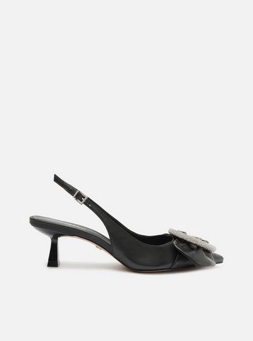 Scarpin Preto Couro Slingback Fivela Cristais