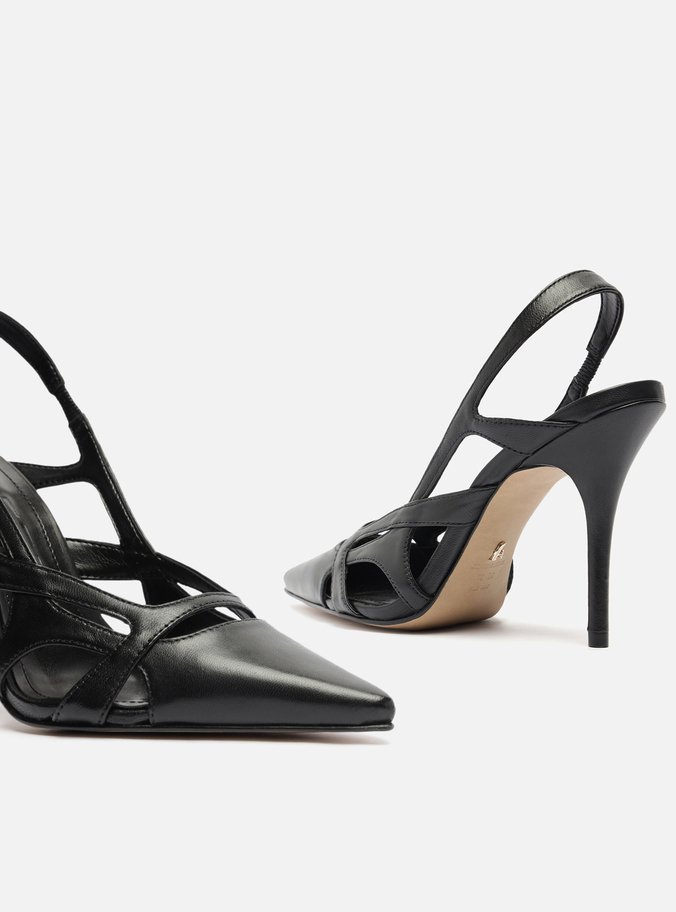Scarpin Preto Couro Salto Alto Bico Fino Hazel
