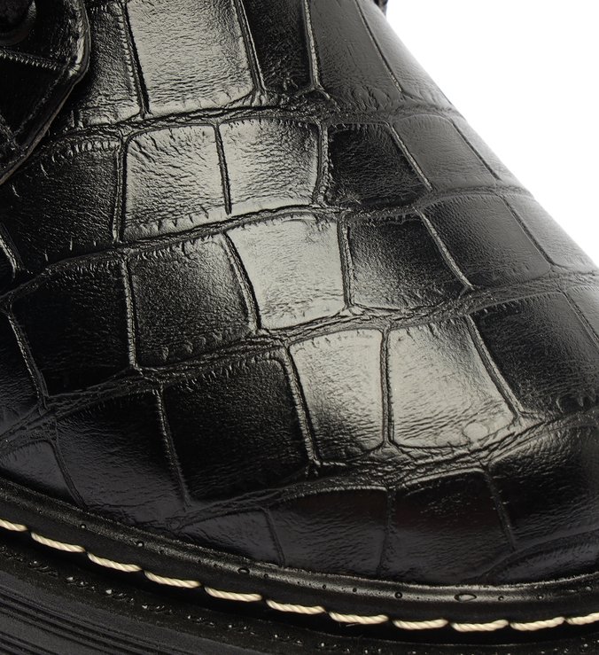 Coturno Preto Croco Salto Flatform Tratorado