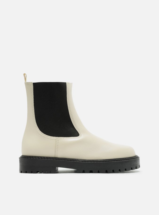 Bota Off-White Couro Cano Médio Tratorada Chelsea