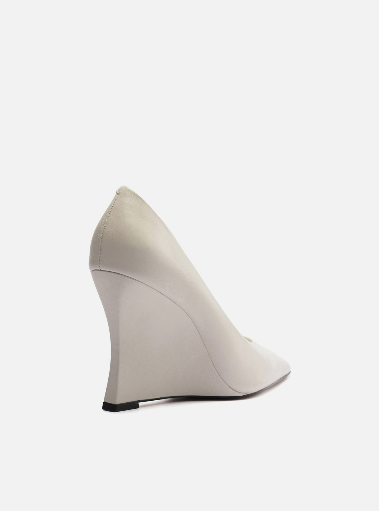 Scarpin Branco Couro Salto Alto Anabela — foto 3