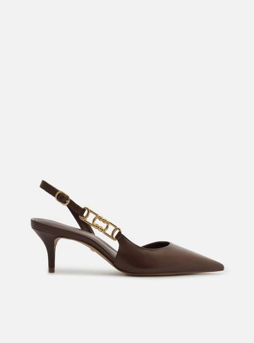 Scarpin Marrom Couro Bico Fino Detalhe Metal