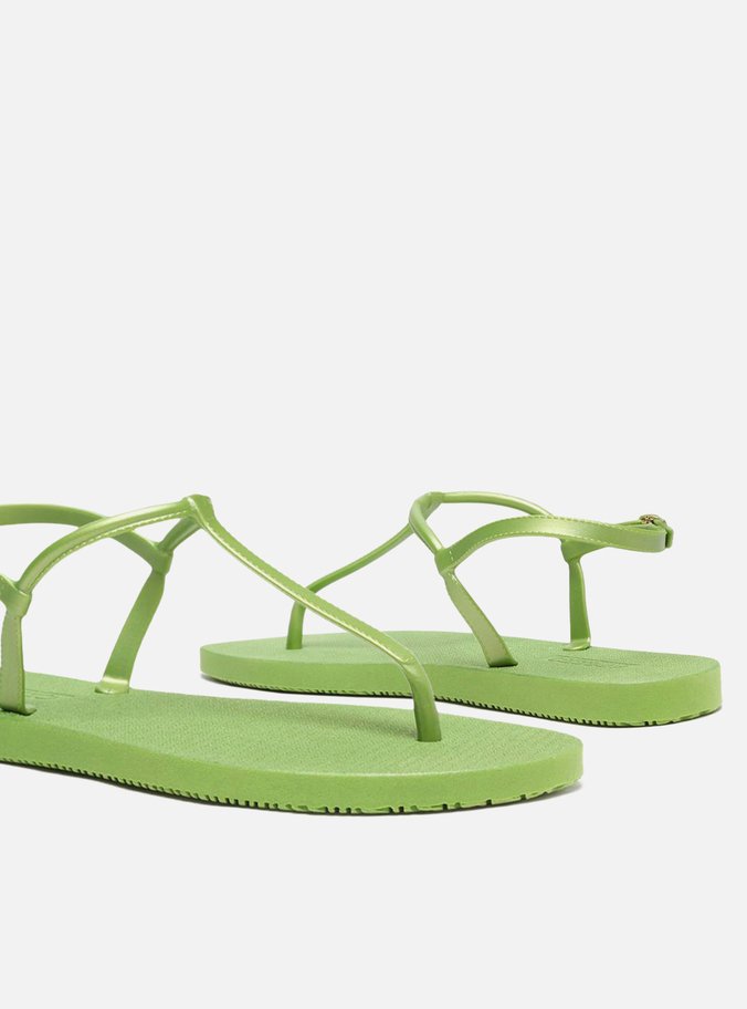 Sandália Rasteira Verde Metalizada Brizza Slim