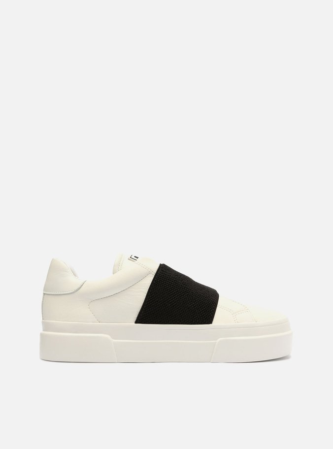 Tênis Slip On Branco Couro Elástico Preto