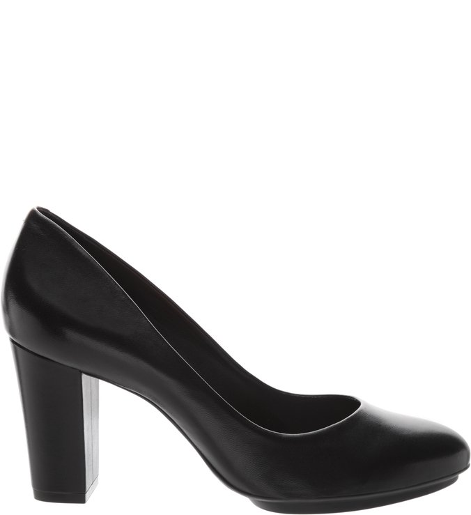 scarpin com bico redondo