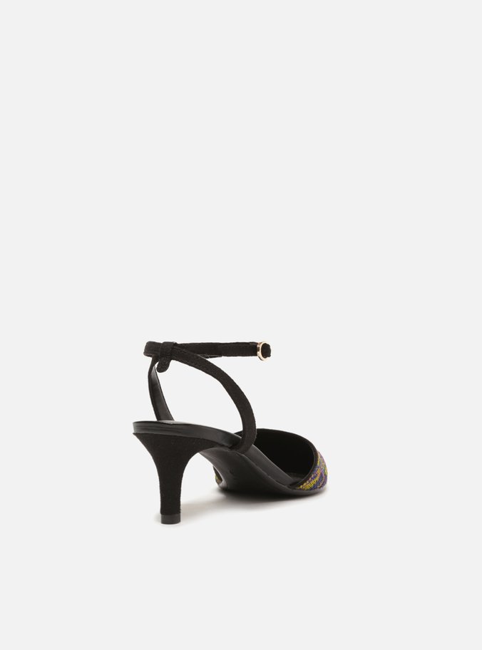 Scarpin Bordado Preto Bico Fino
