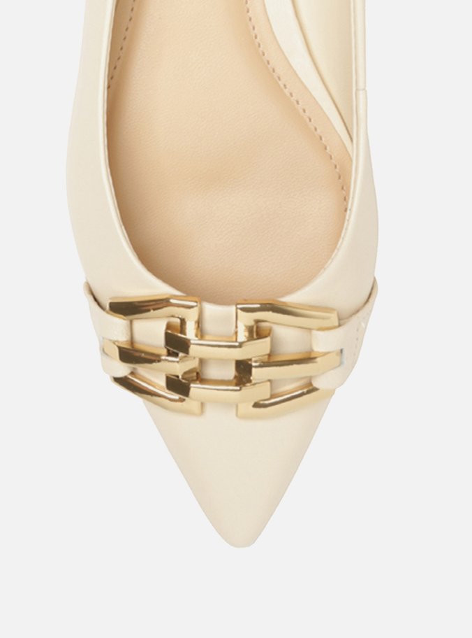 Sapatilha Off-White Couro Bico Fino Metal