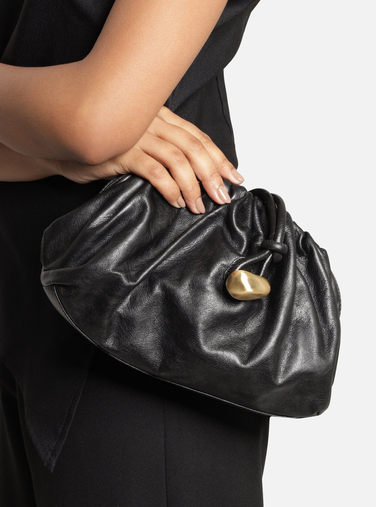 Bolsa Clutch Preta Couro Média Corrente — foto 6