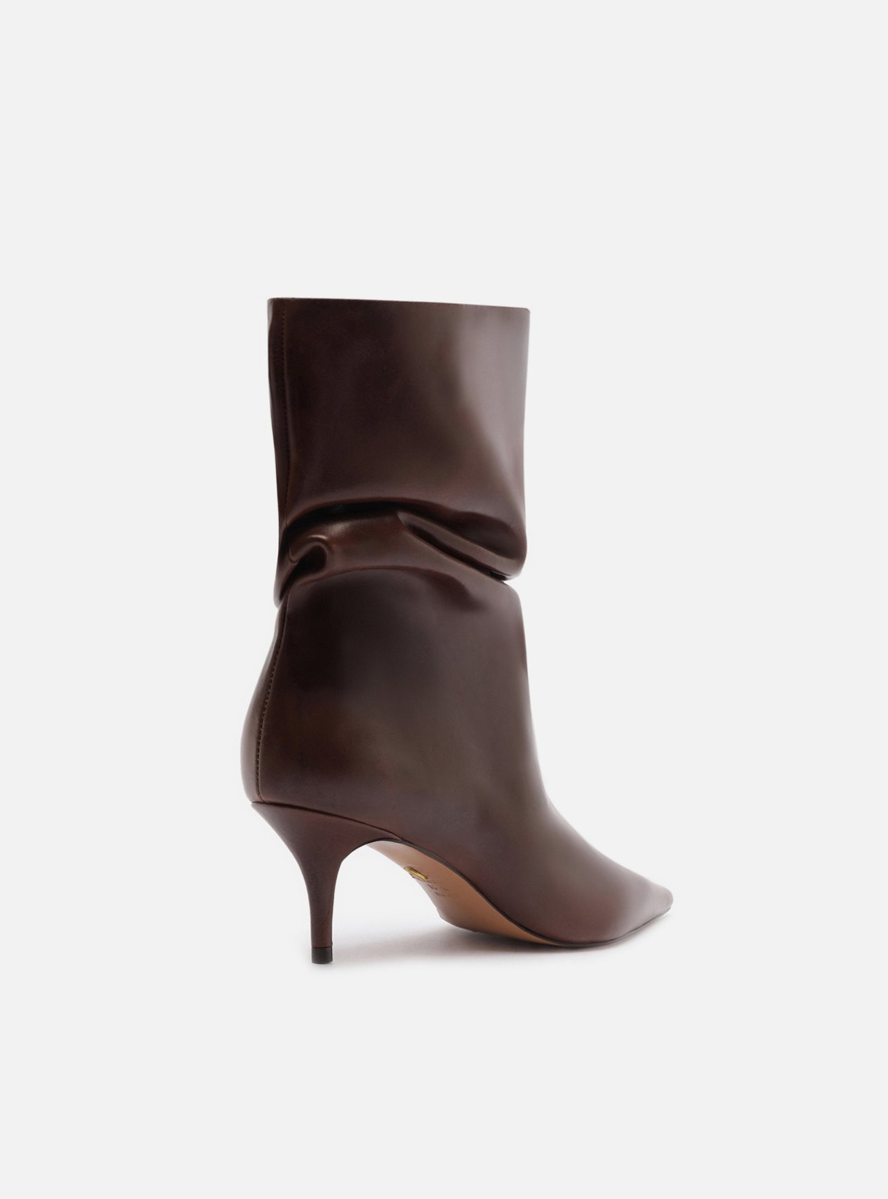 Bota Marrom Couro Salto Baixo Fino Slouchy — foto 3