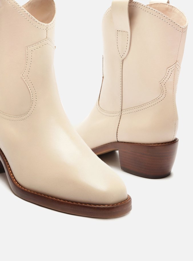 Bota Branca Couro Cano Curto Western Alicia