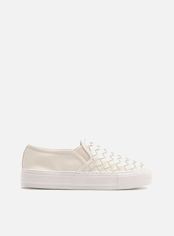 Arezzo — Tênis Branco Couro Salto Flatform Tressê
