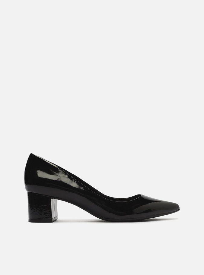 Scarpin Preto Verniz Salto Baixo Bloco