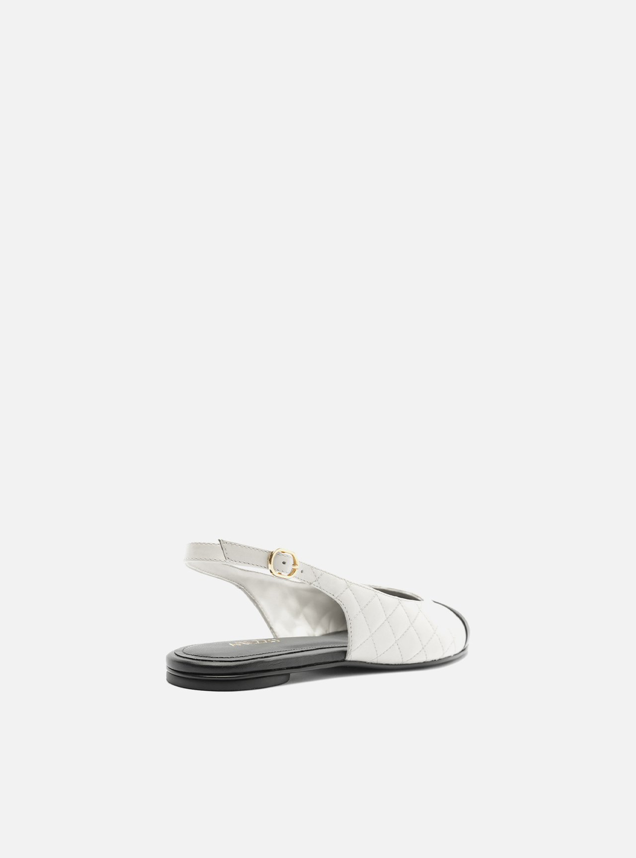Sapatilha Branca Couro Bico Redondo Matelassê Slingback — foto 3
