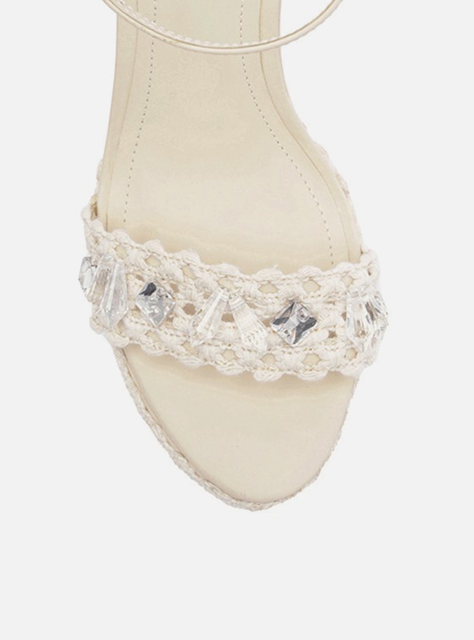 Sandália Off-White Plataforma Bordado Floral
