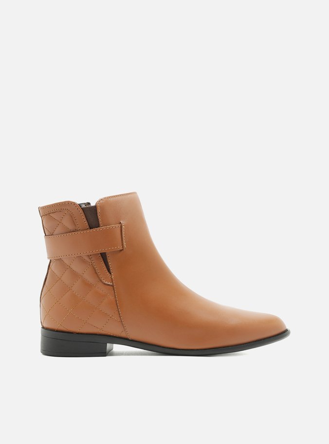Bota Marrom Cano Curto