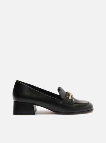 Loafer Preto Couro Bloco Medalha