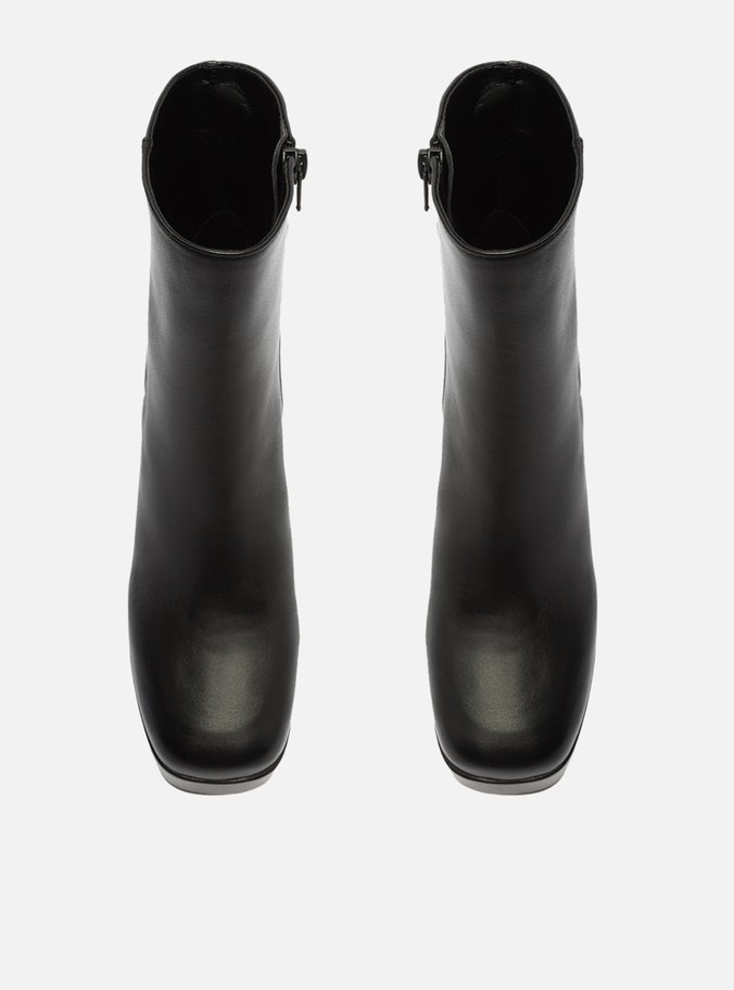 Bota Preta Couro Cano Curto Plataforma Classy