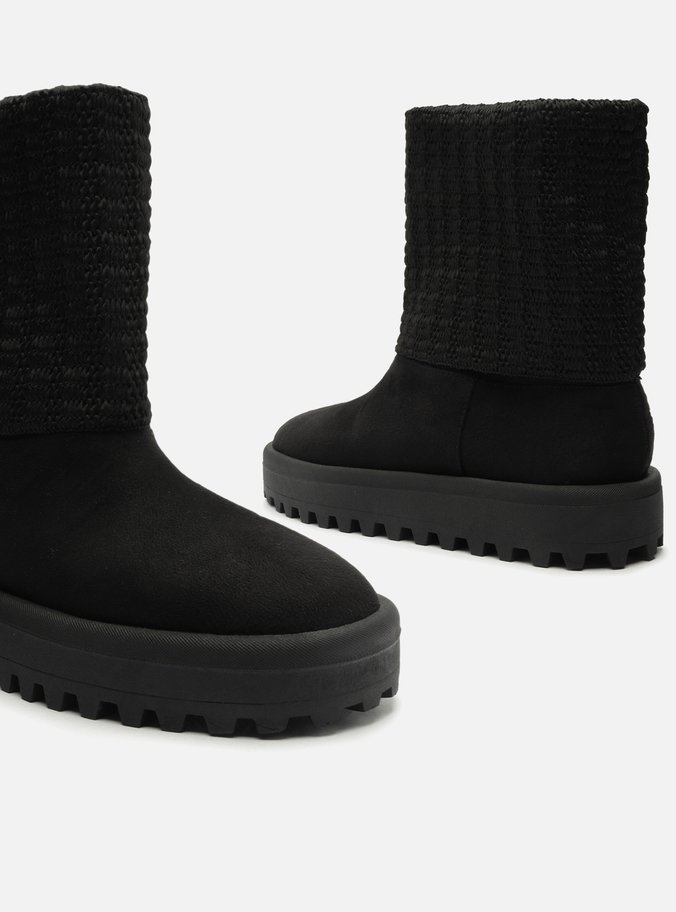 Bota Preta Camurça Cano Médio Knit Riley