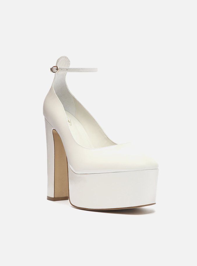 Scarpin Branco Verniz Meia Pata Bloco Gilda